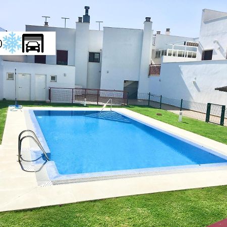 Atico Premium Conil Con 2 Terrazas, Parking, Piscina, Aire Ac Y Wifi -Solo Familias Y Parejas- Apartman Conil de la Frontera Kültér fotó