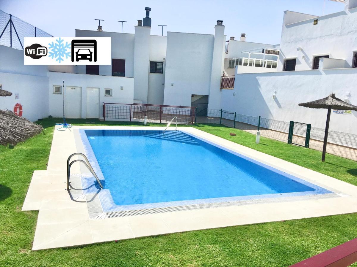 Atico Premium Conil Con 2 Terrazas, Parking, Piscina, Aire Ac Y Wifi -Solo Familias Y Parejas- Apartman Conil de la Frontera Kültér fotó